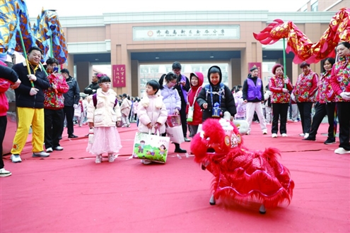 学校精心策划、创意满满,以特色鲜明、仪式感十足的“花式开学礼”迎接学子归来